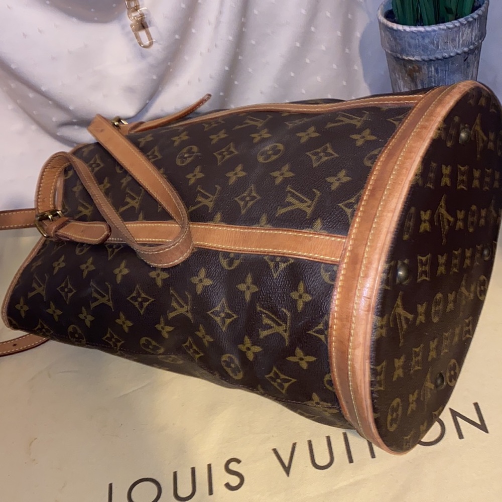 Louis Vuitton Vintage Bucket GM - Picture 6 of 12